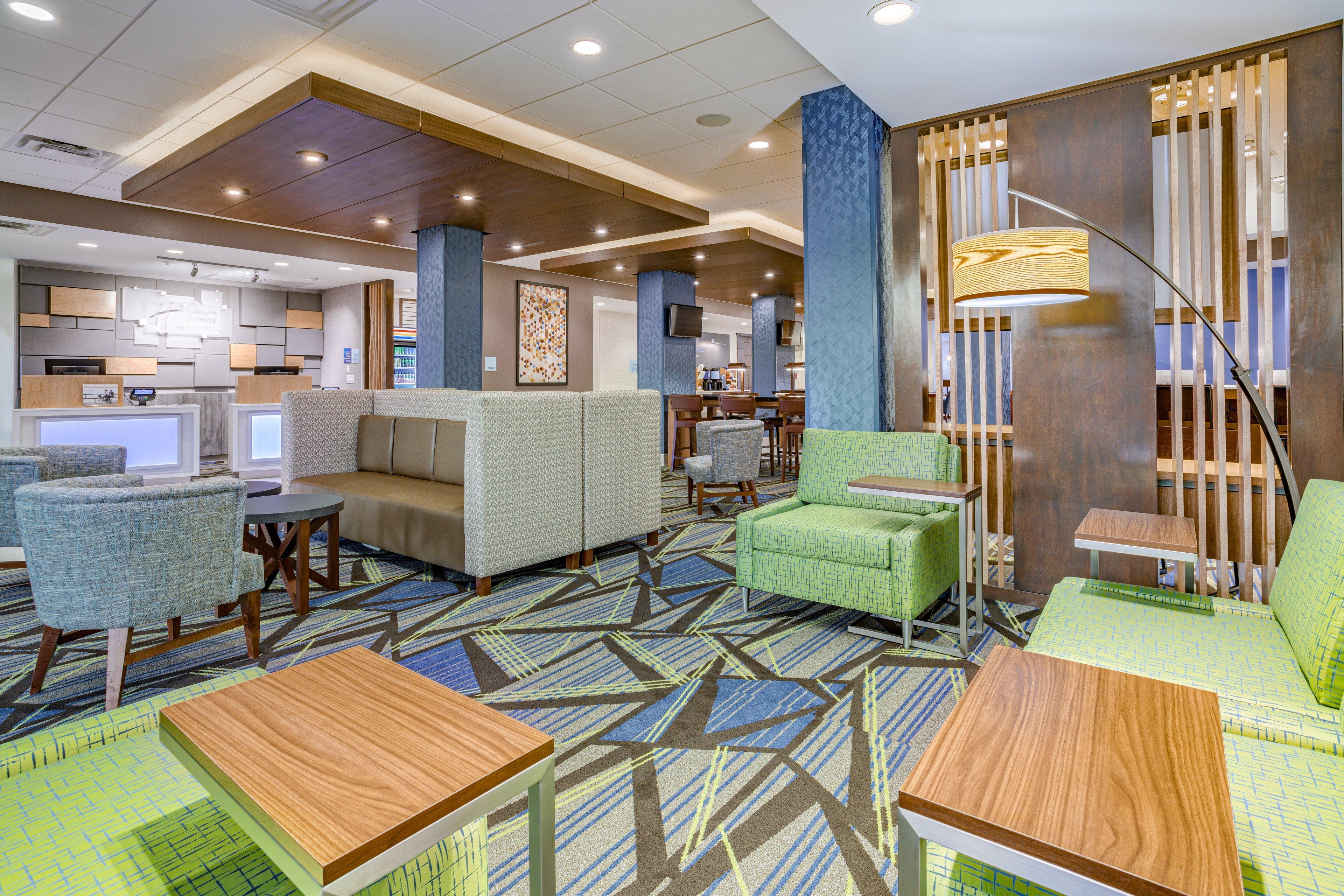 Holiday Inn Express & Suites - Elkhart North By Ihg Exterior foto