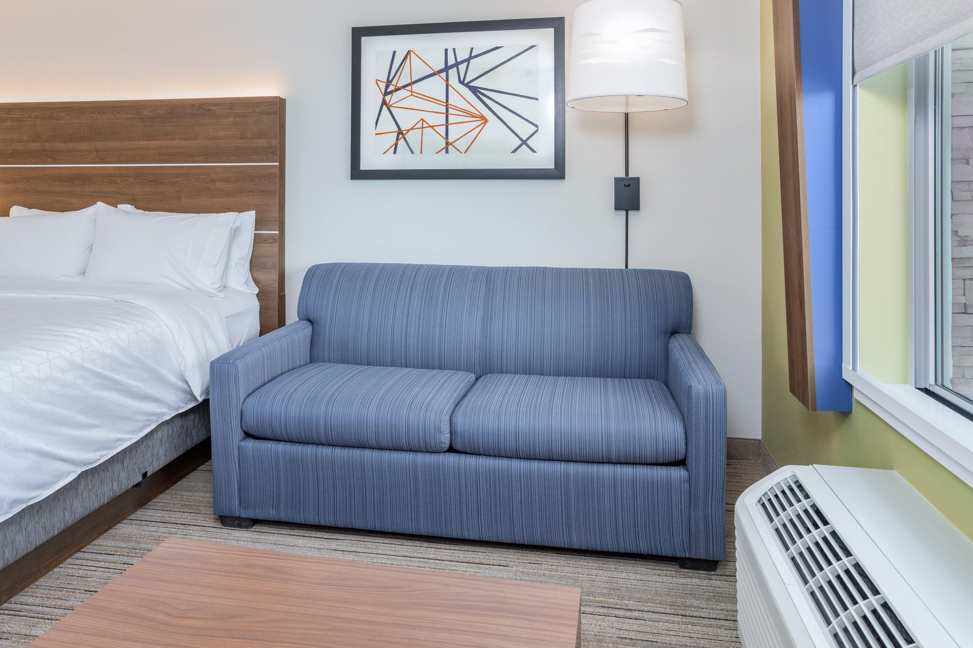 Holiday Inn Express & Suites - Elkhart North By Ihg Exterior foto